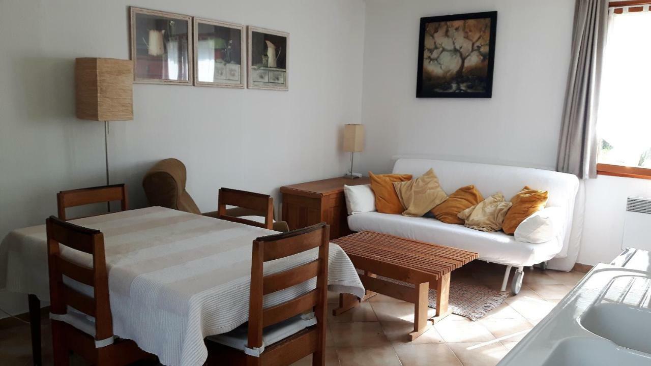 Vila Le Mouton Blanc Couloisy Exteriér fotografie