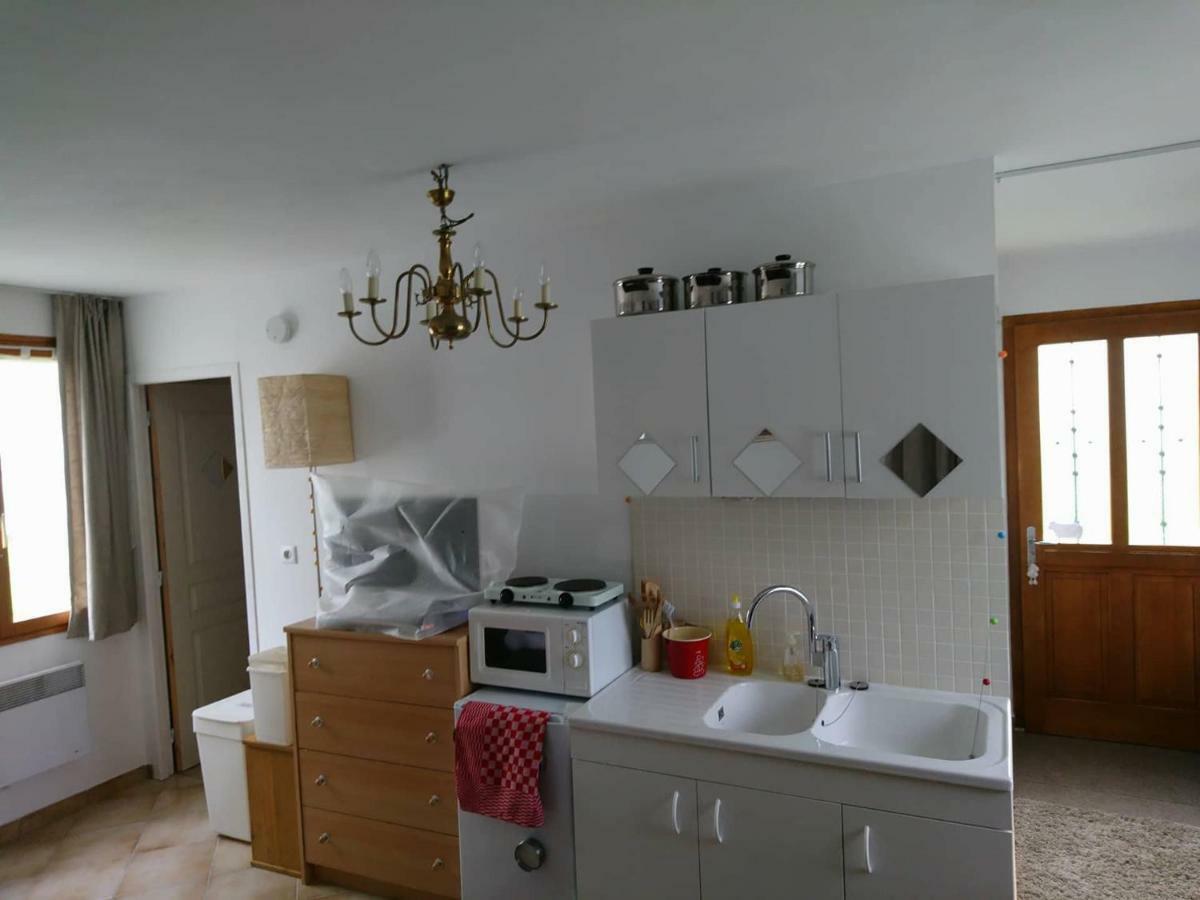 Vila Le Mouton Blanc Couloisy Exteriér fotografie