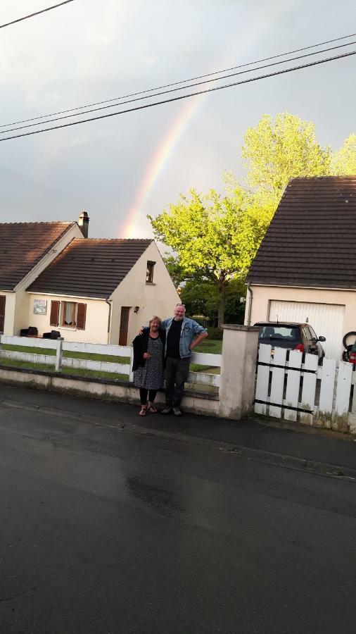 Vila Le Mouton Blanc Couloisy Exteriér fotografie